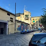 Napul\'è