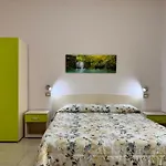 Napul\'è